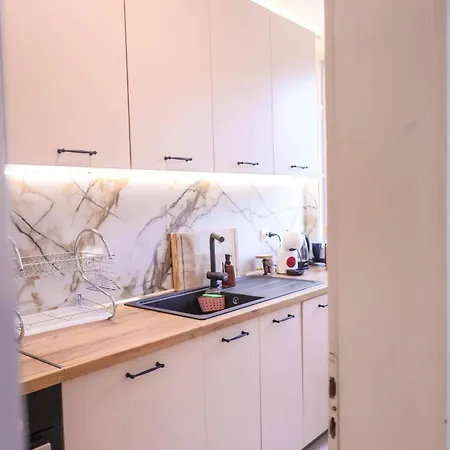 Sea Siren 1bd Near Sea Garden By Apartmax Апартамент