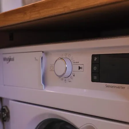 Апартамент Sea Siren 1bd Near Sea Garden By Apartmax Варна