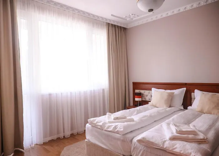 Apartment Sea Siren 1bd - Near Sea Garden, Free Garage & Ev Friendly *